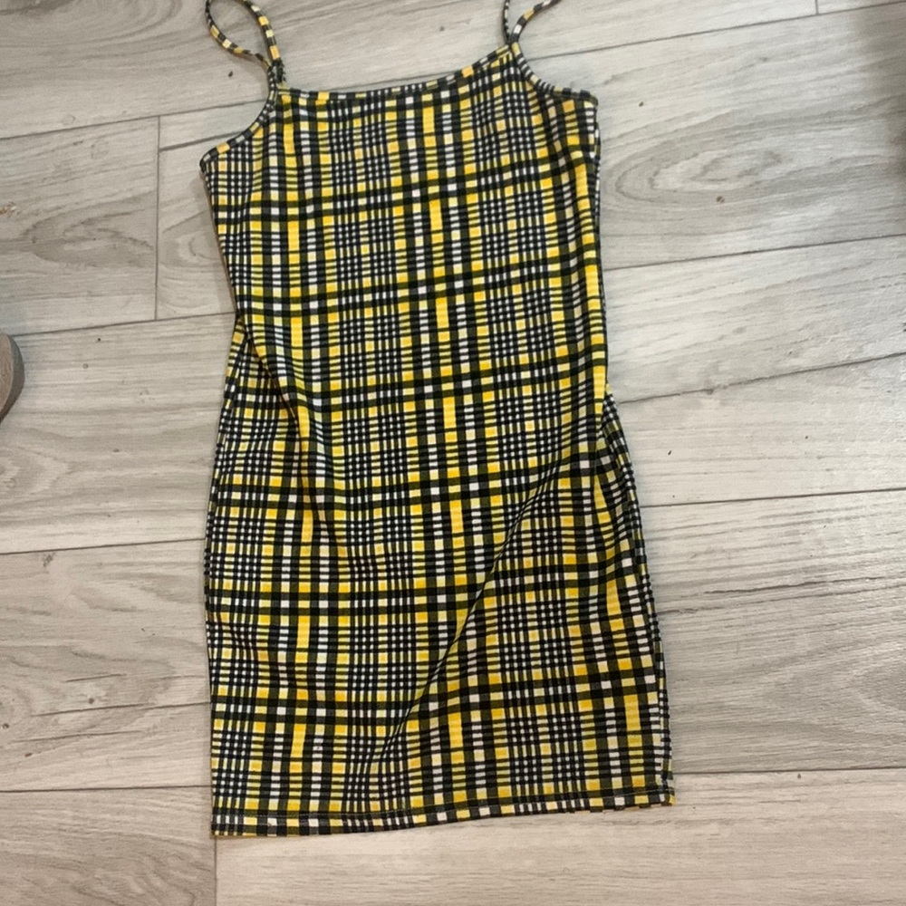 Black and yellow spaghetti strap mini dress extra small